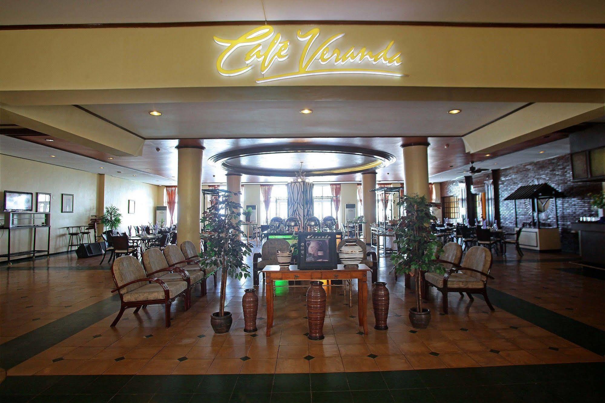 Vista Mar Beach Resort And Country Club Île de Mactan Extérieur photo